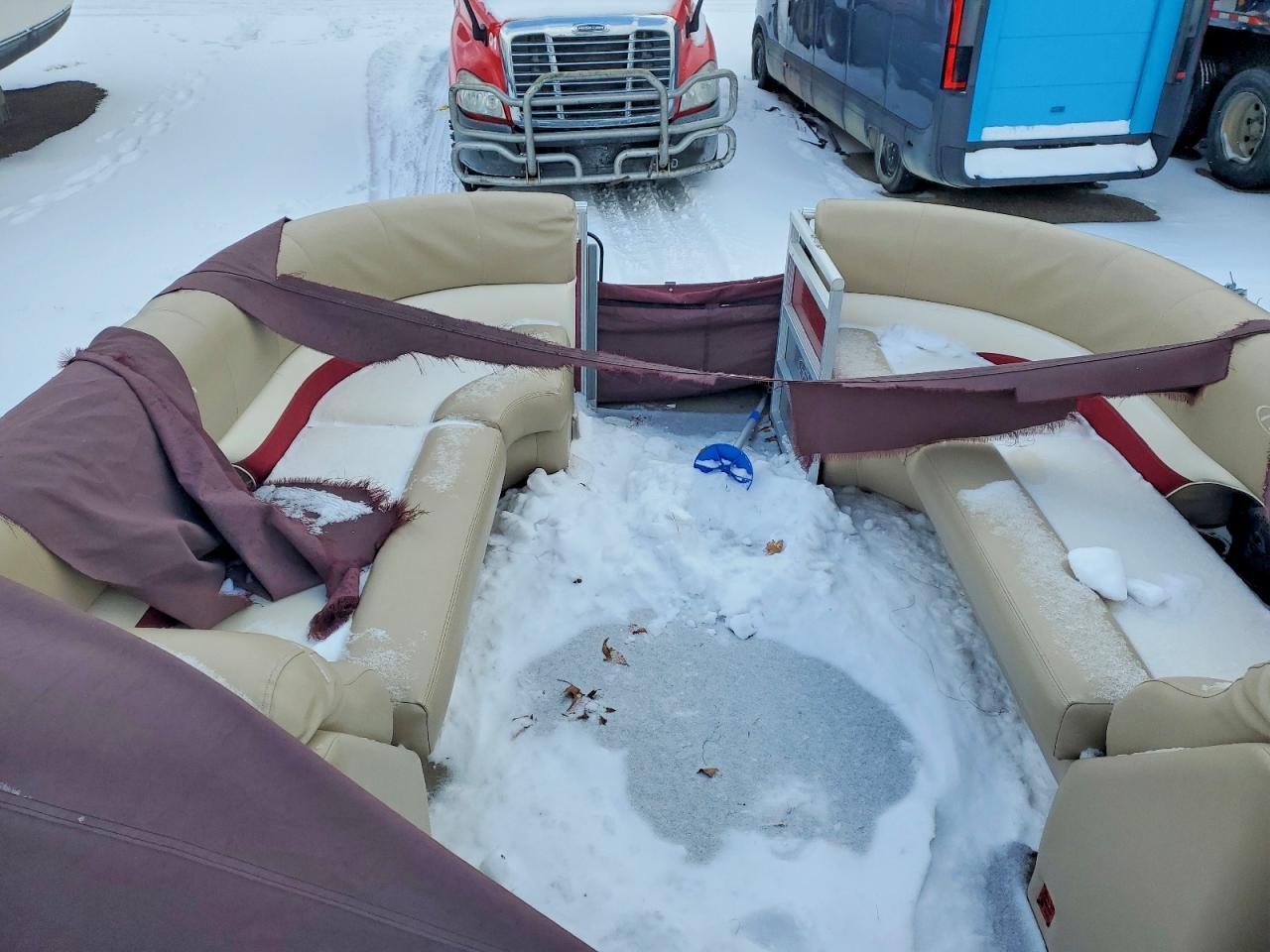 2013 Mercury Boat