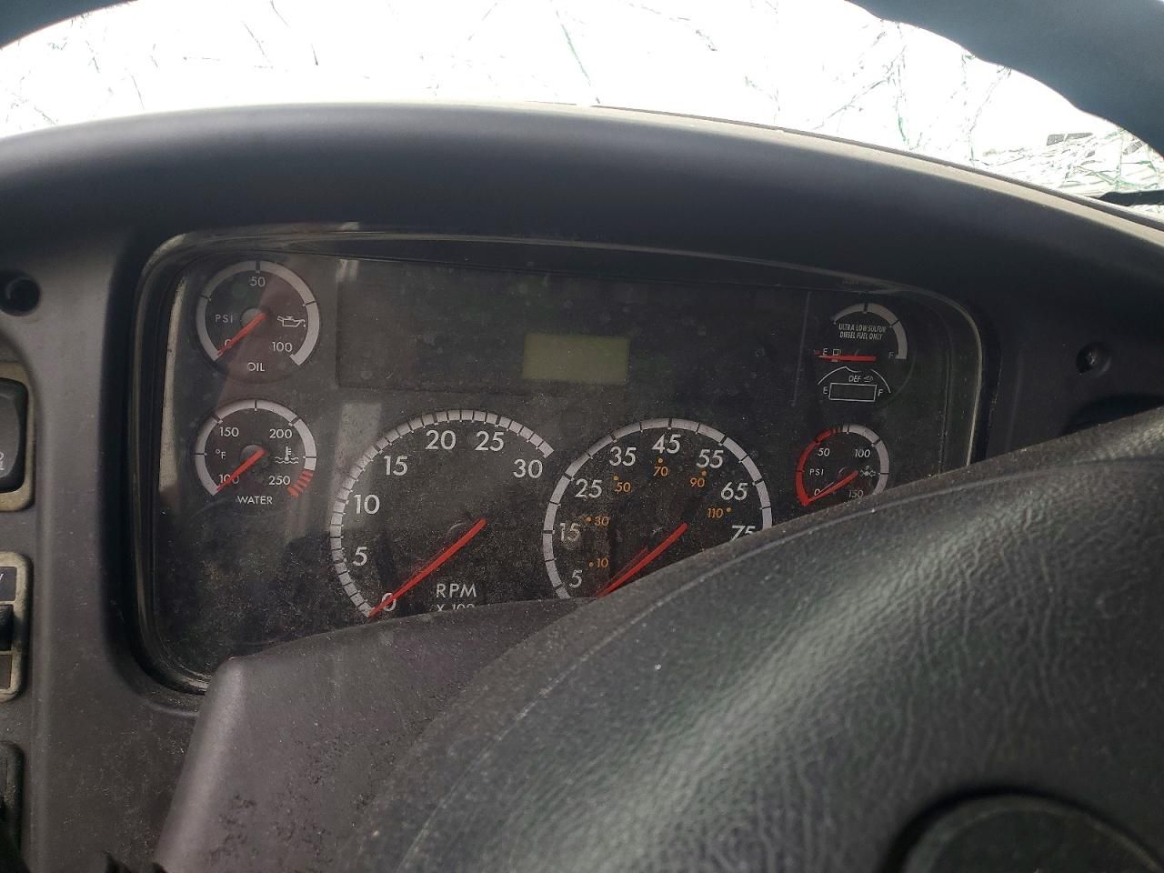 2015 Freightliner Business Class M2 Delivery Truck