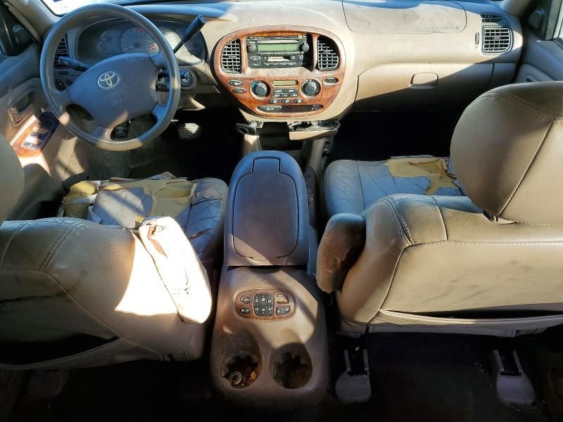 2003 Toyota Sequoia SR5