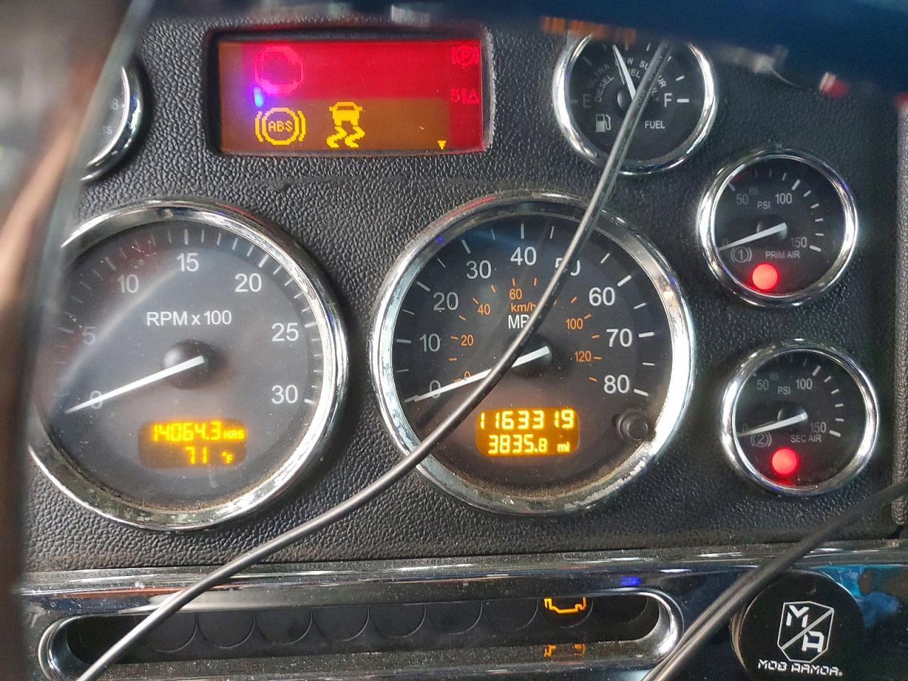 2014 Peterbilt 388