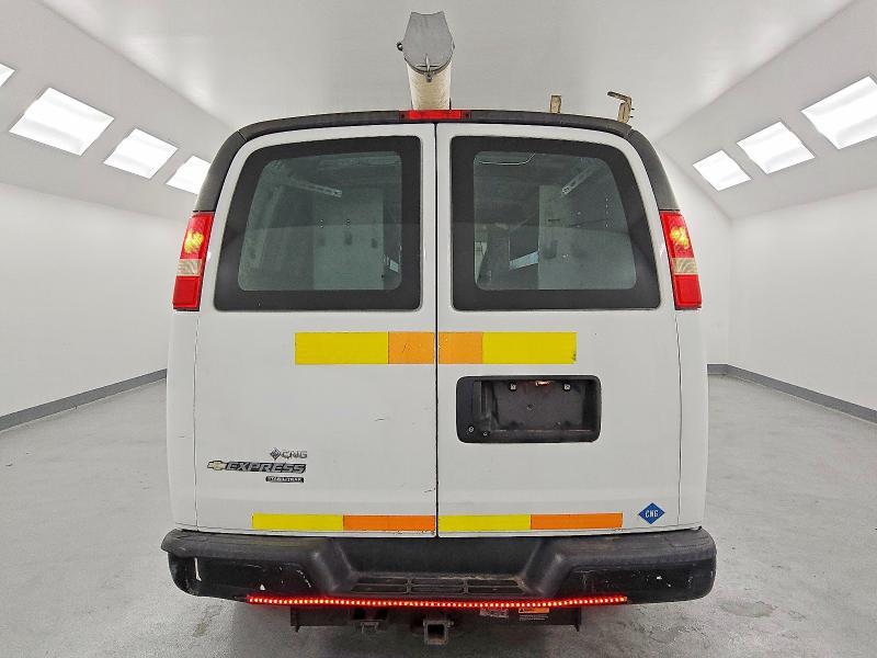2013 Chev Express G2500