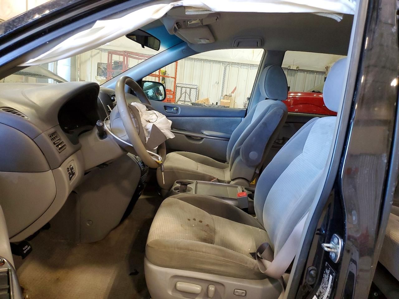 2009 Toyota Sienna le
