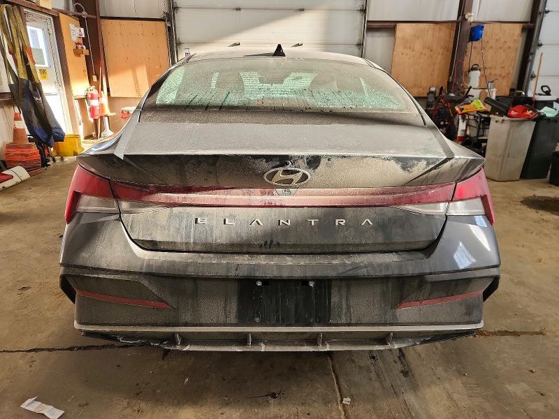 2025 Hyundai Elantra Preferred 4D