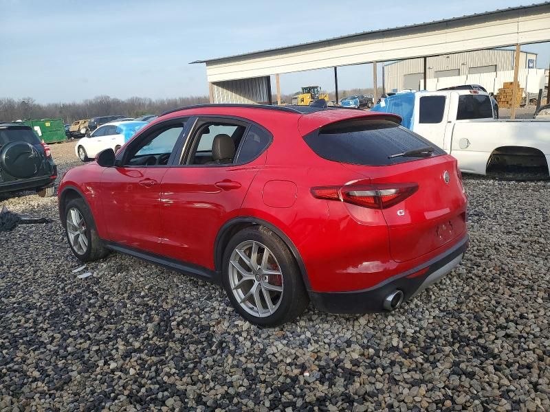 2018 Alfa Romeo Stelvio ti Sport