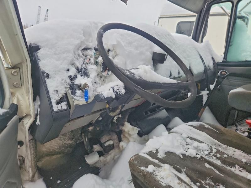 1999 Freightliner Medium Conventional Fl70