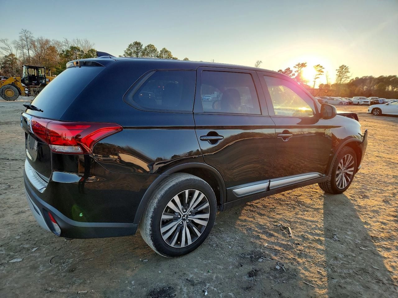 2020 Mitsubishi Outlander es