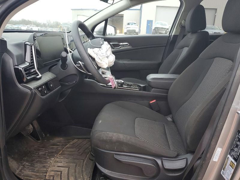 2025 KIA Sportage lx