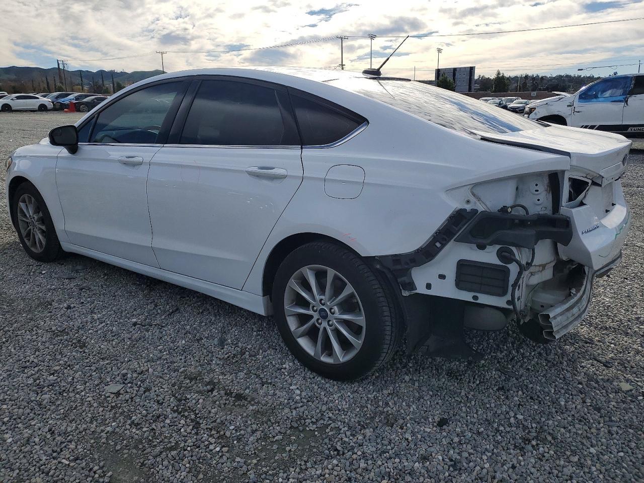 2017 Ford Fusion se