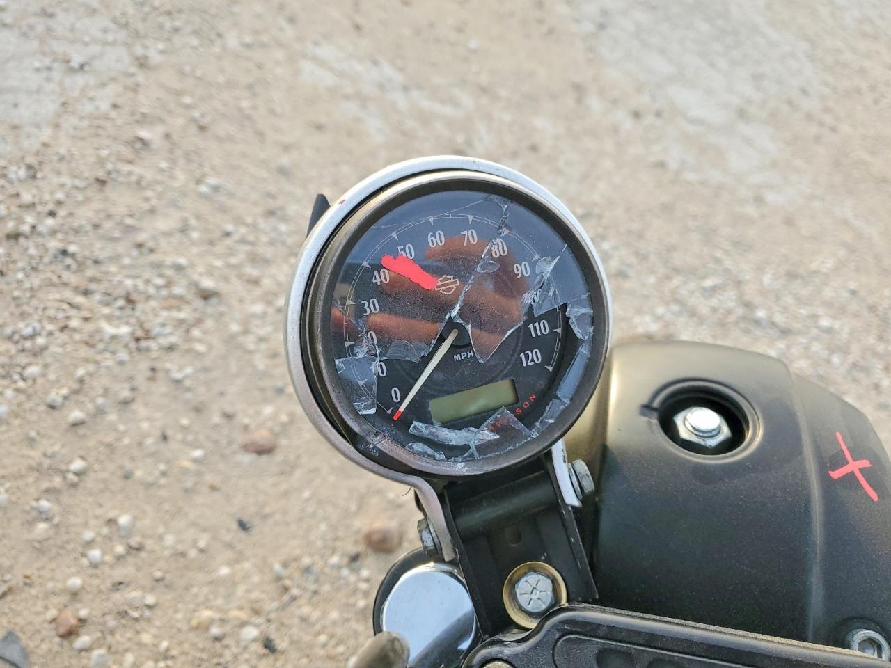 2018 Harley-Davidson XL883 Iron 883