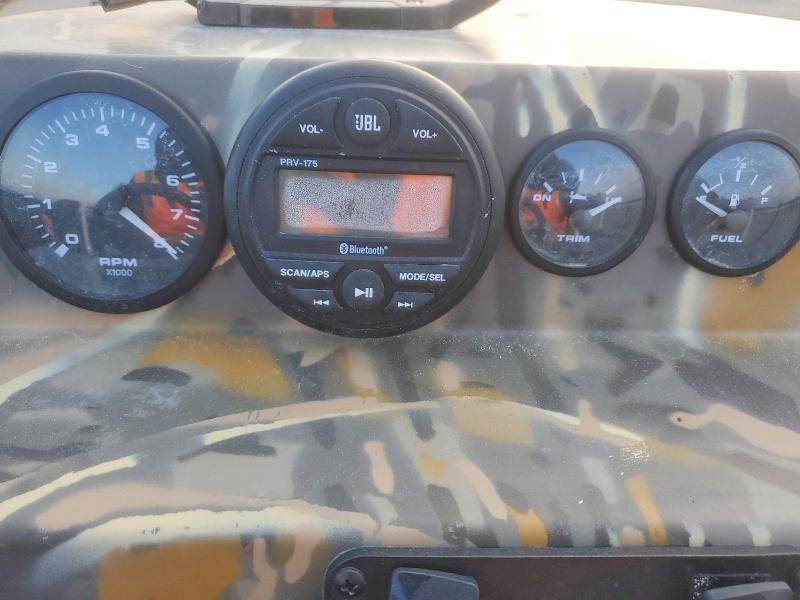 2025 War Eagle 548 2025 WAR Eagle Boat With Road King Boat Trailer