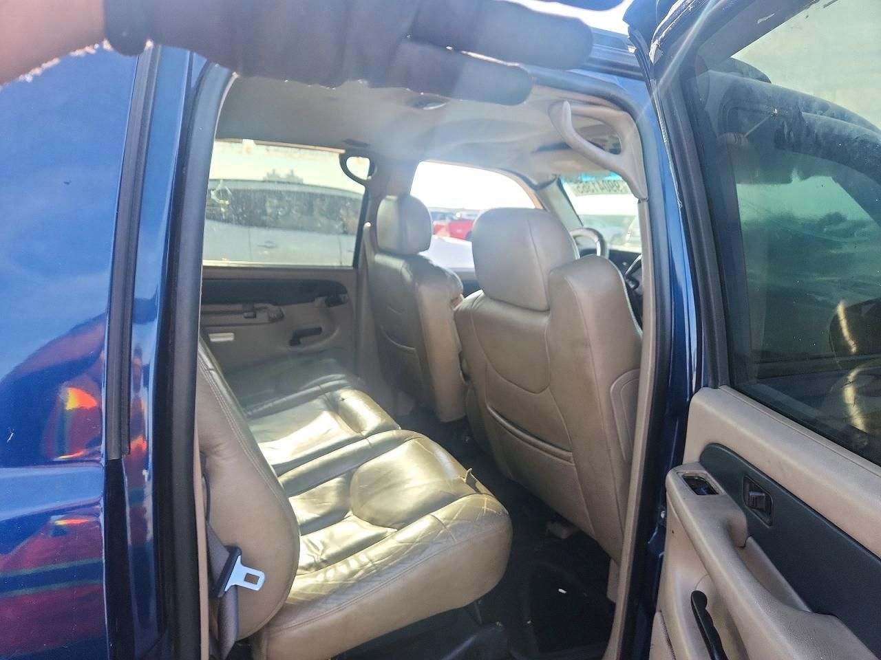 2002 Chevrolet Avalanche C1500