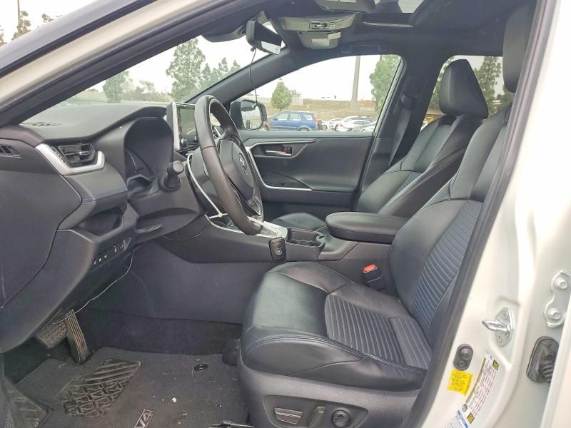 2020 Toyota Rav4 xse