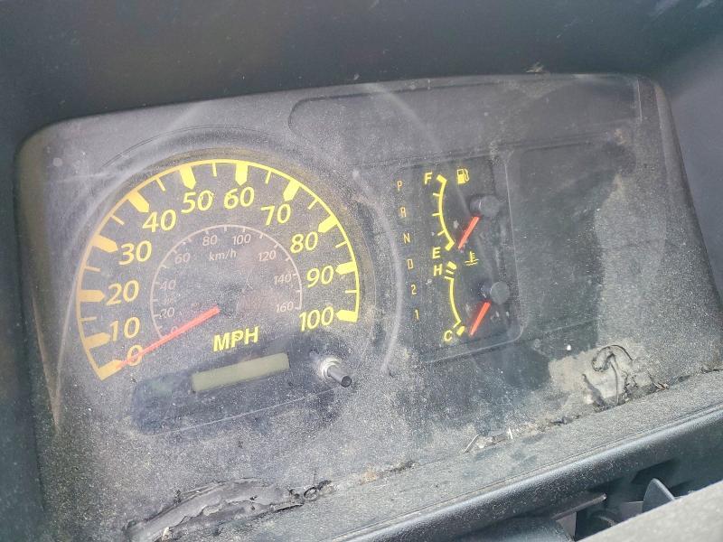 2005 Isuzu Npr box Truck