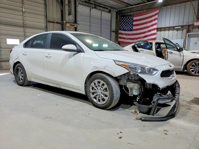 2021 KIA Forte fe
