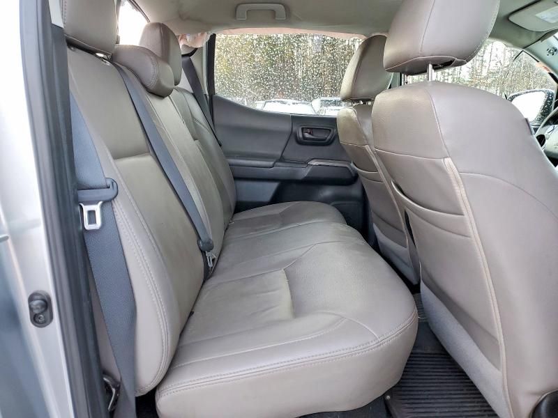 2017 Toyota Tacoma Double cab