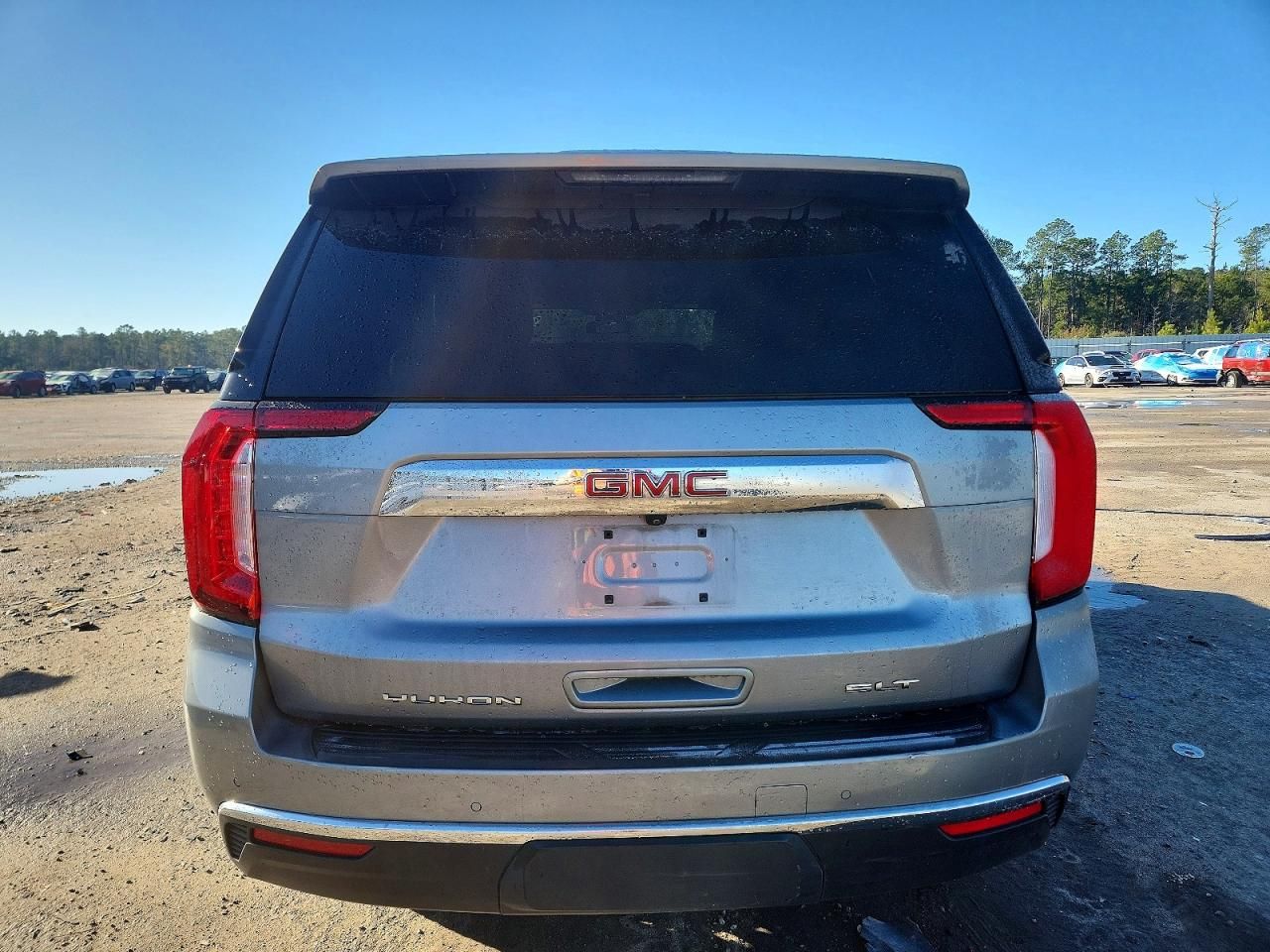 2023 GMC Yukon slt