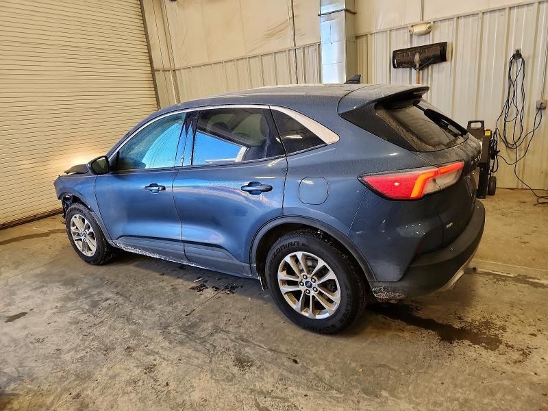 2020 Ford Escape se