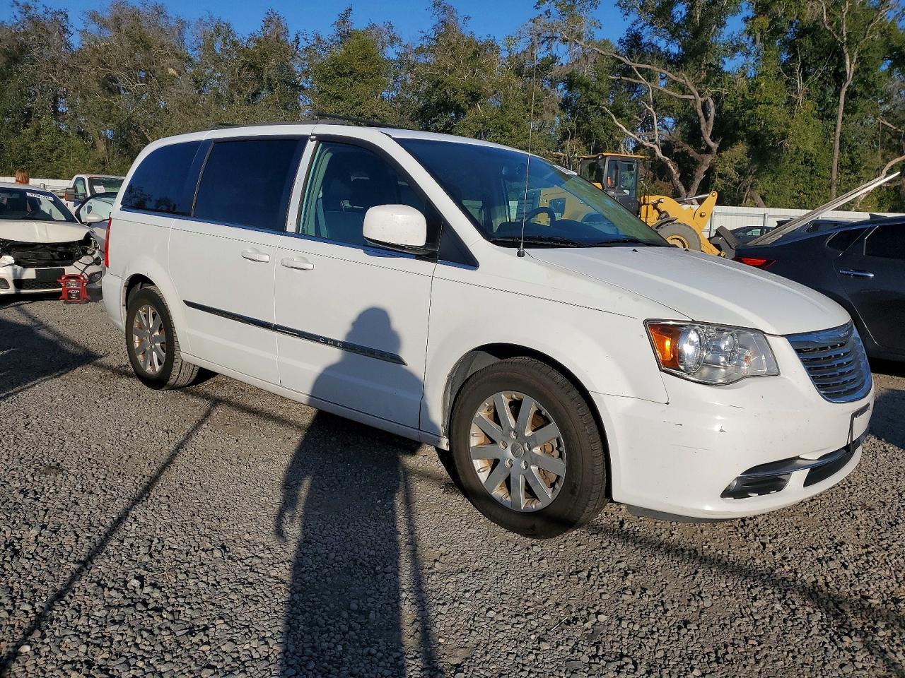 2016 Chrysler Town & Country