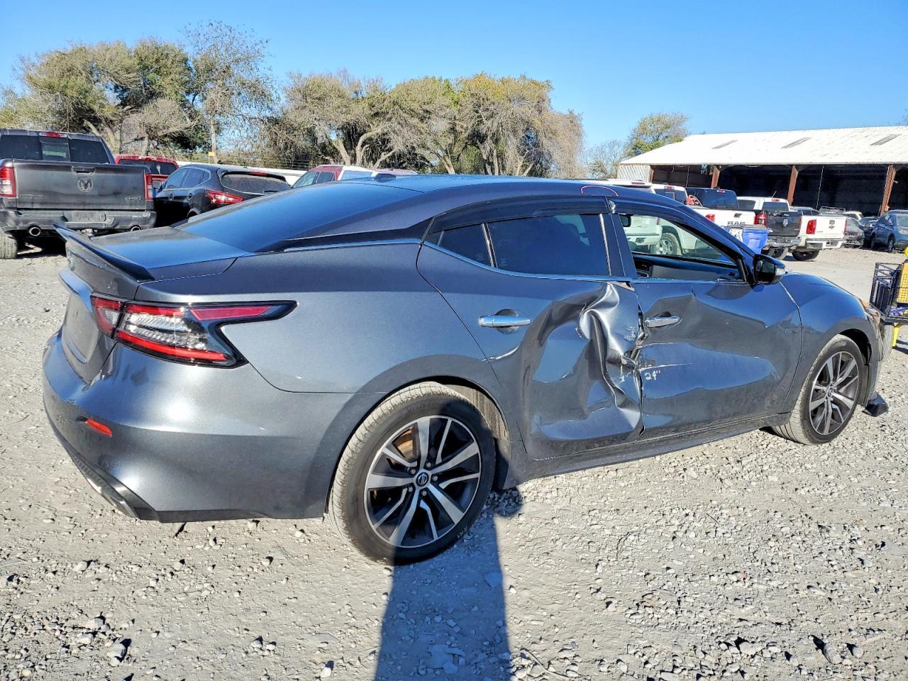 2019 Niss Maxima