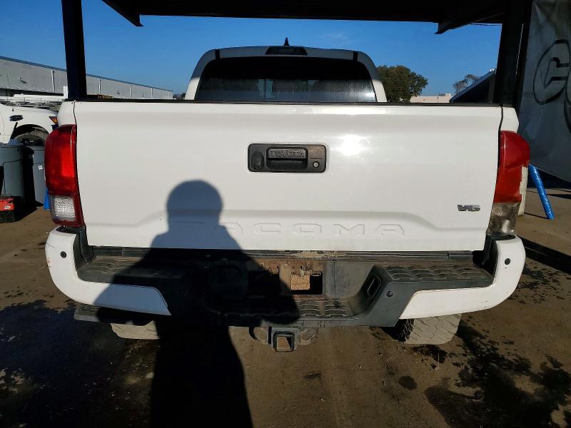 2017 Toyota Tacoma trd Sport