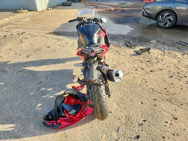 2025 Kawasaki EX500 A