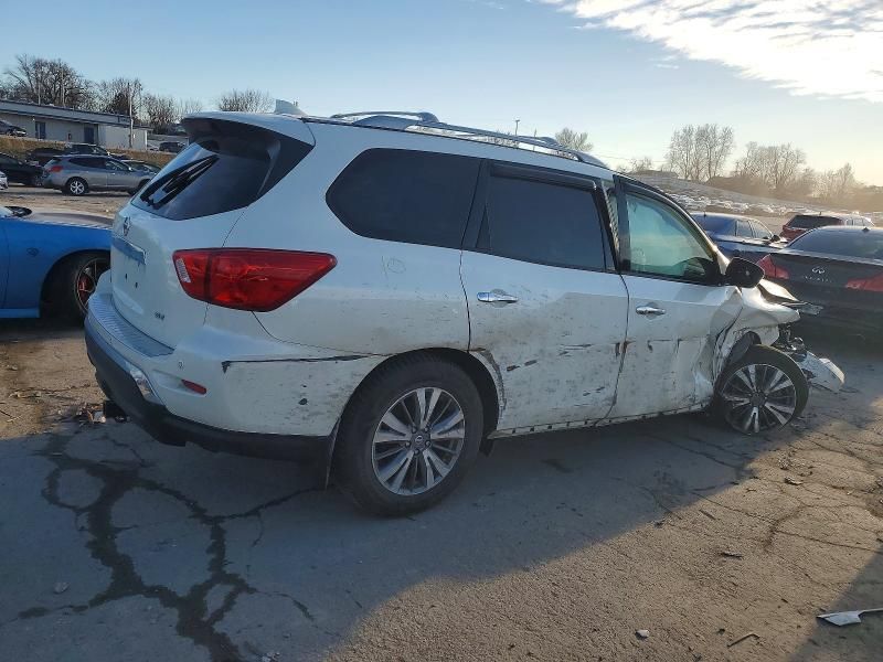 2020 Nissan Pathfinder sv