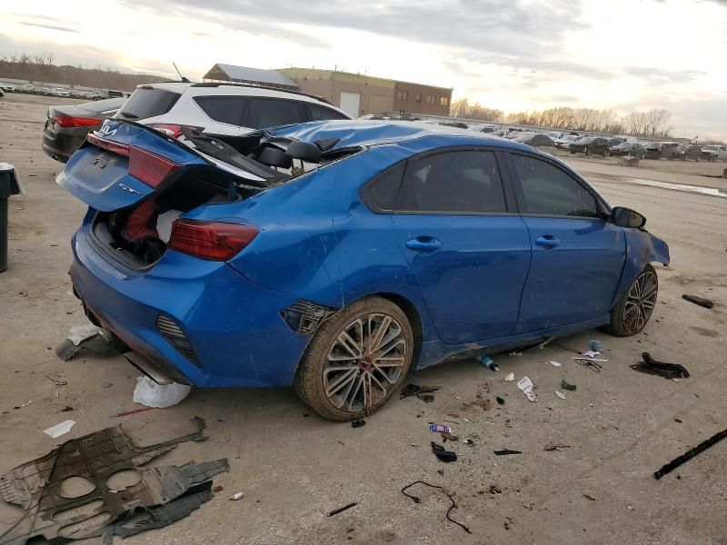 2023 KIA Forte gt