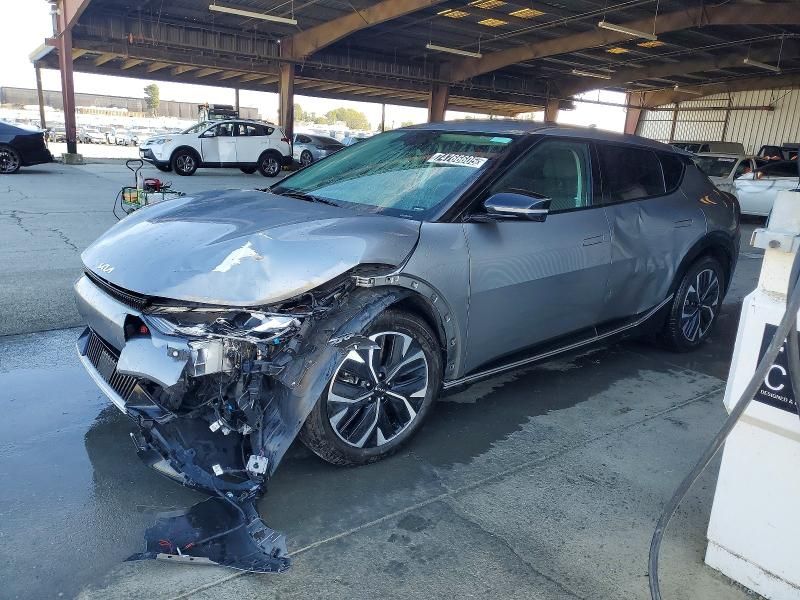 2024 KIA EV6 Light