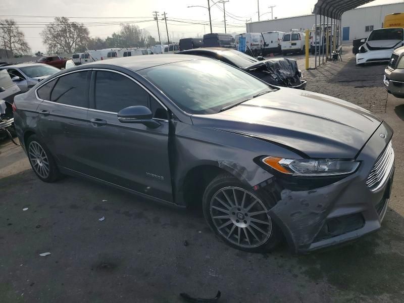 2013 Ford Fusion se Hybrid