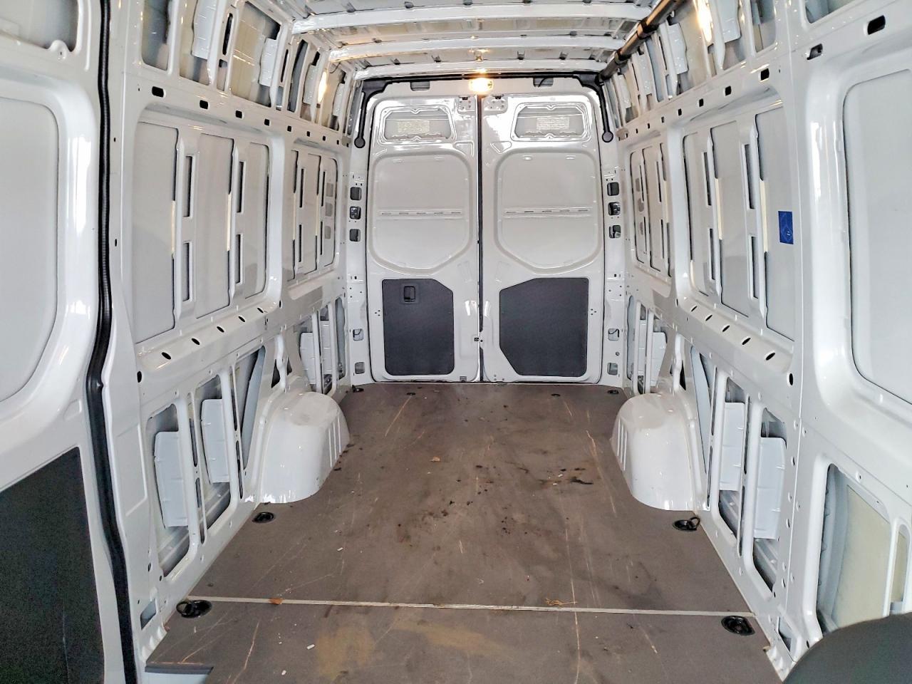 2022 Mercedes-Benz Sprinter 2500