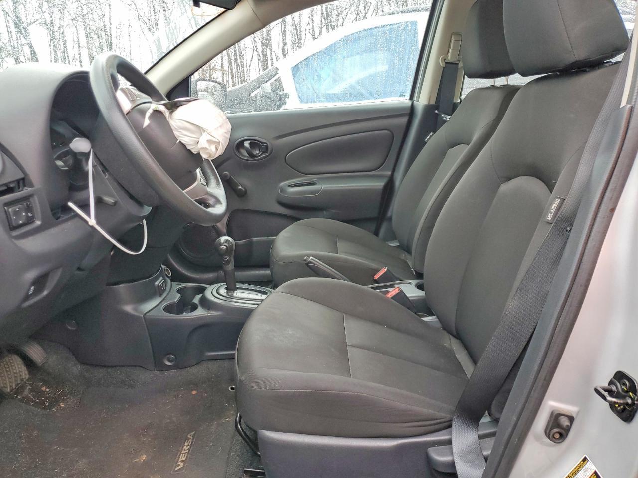 2019 Nissan Versa s