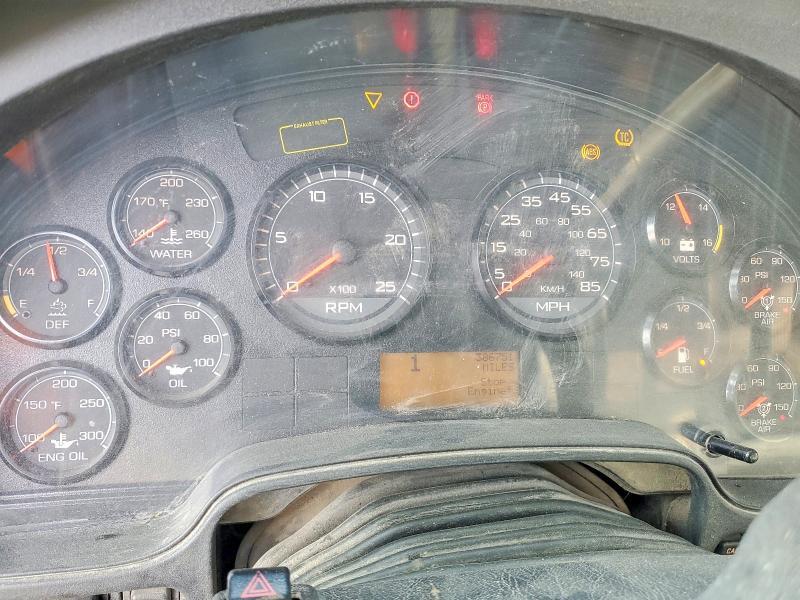 2017 International Prostar Semi Truck