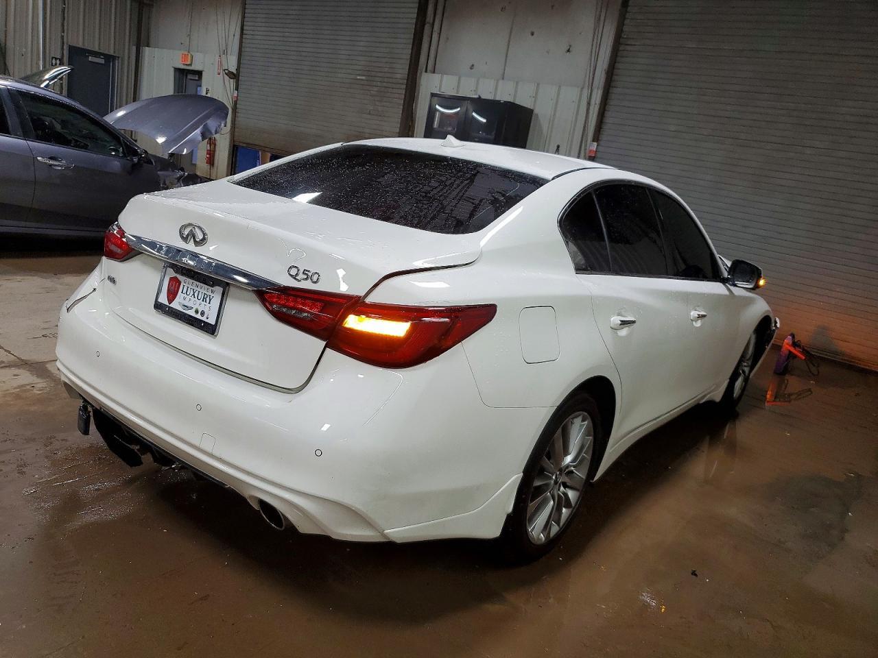 2022 Infiniti Q50 Luxe