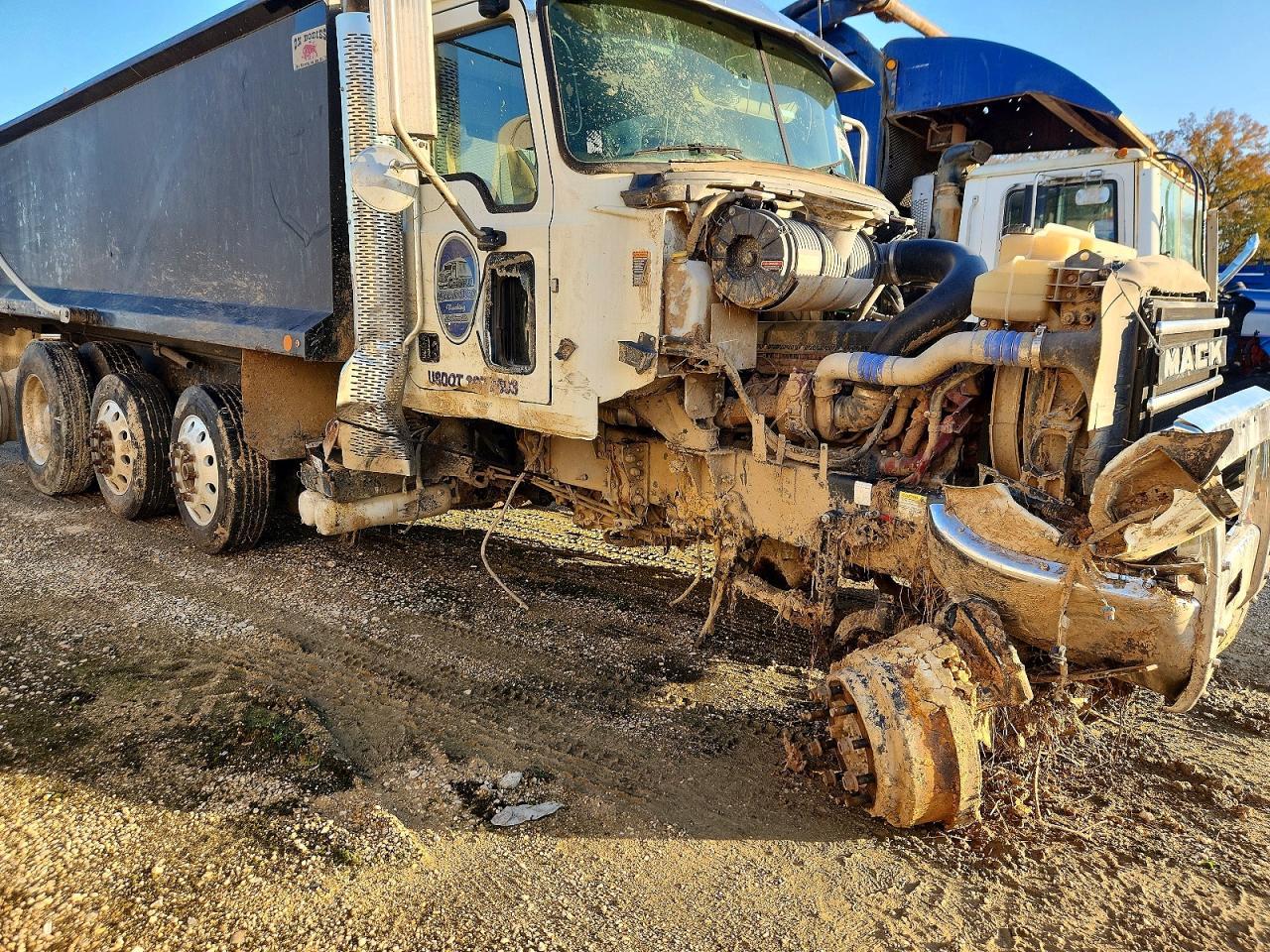 2019 Mack Granite Dump Truck