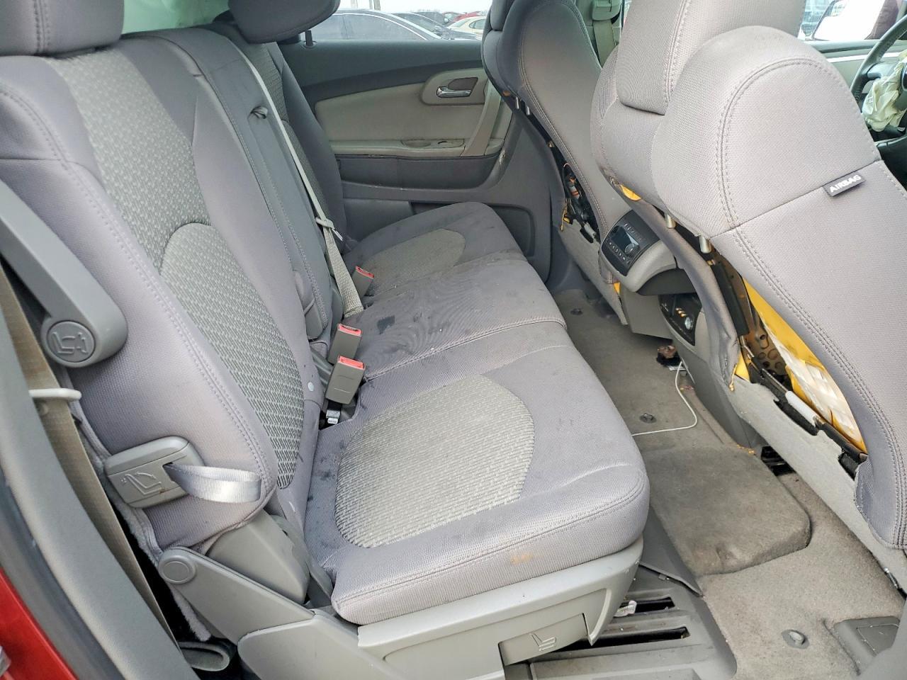 2011 Chevrolet Traverse lt