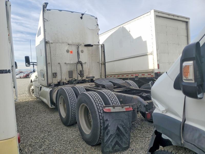 2020 Kenworth T680 Semi Truck