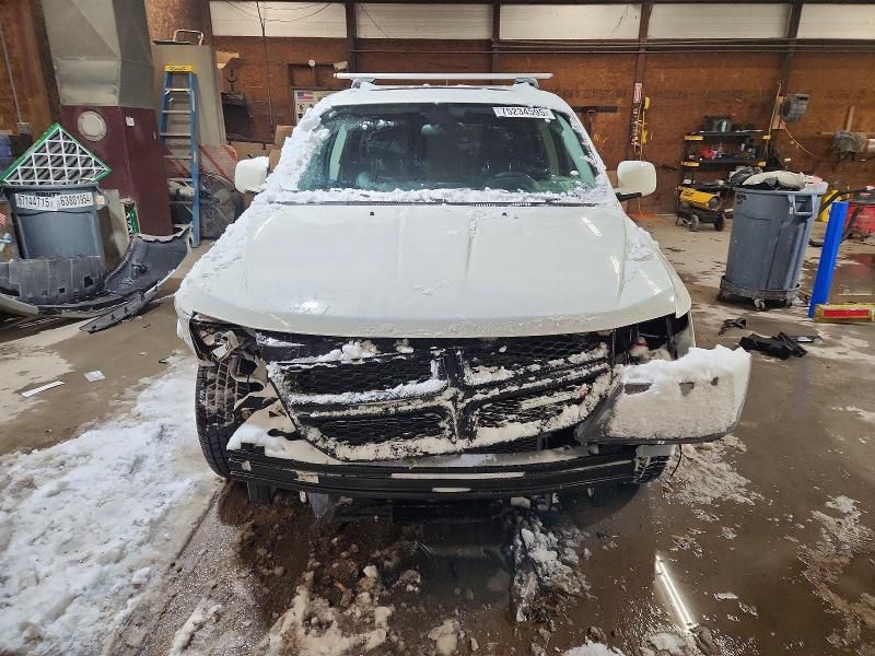 2018 Dodge Journey Crossroad