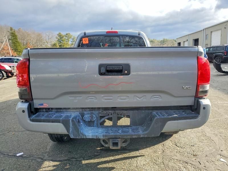 2019 Toyota Tacoma Access cab