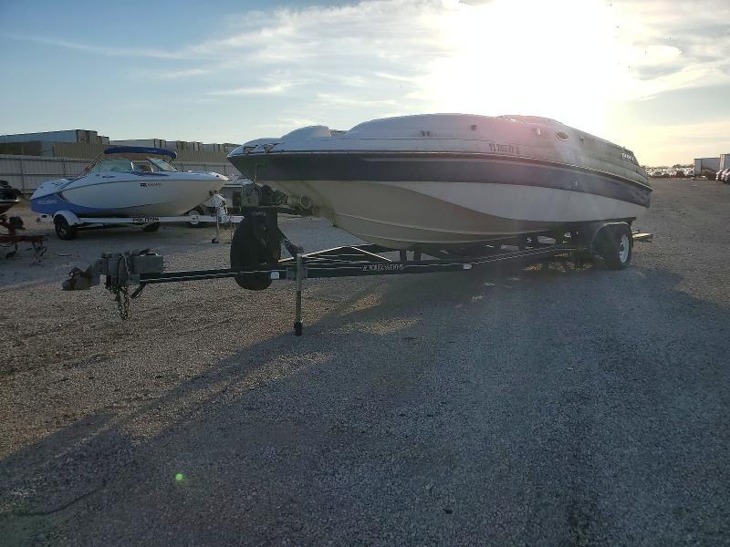 2000 Four Winds Boat