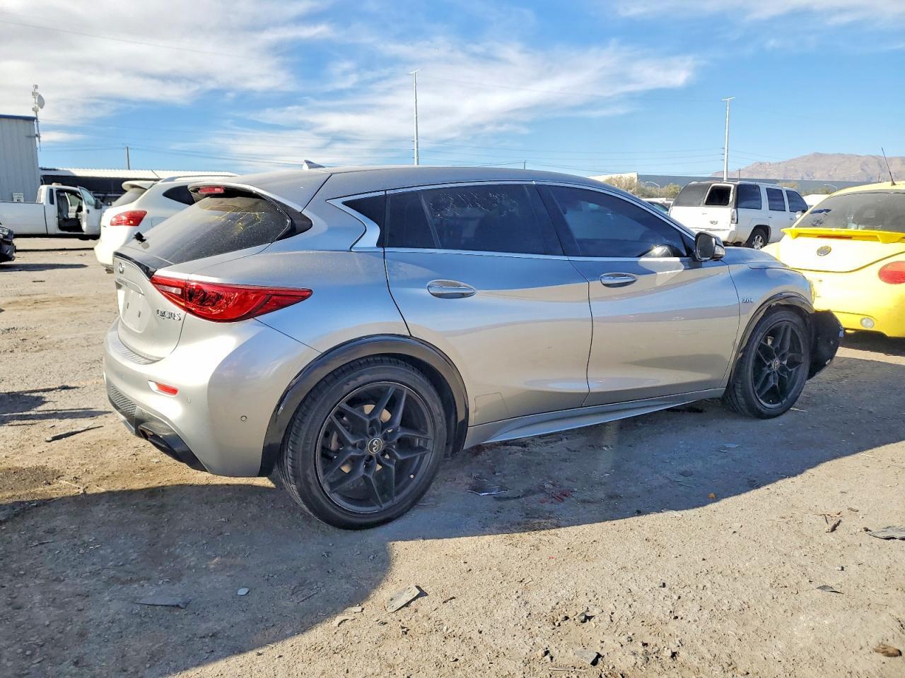 2017 Infiniti Qx30 Base