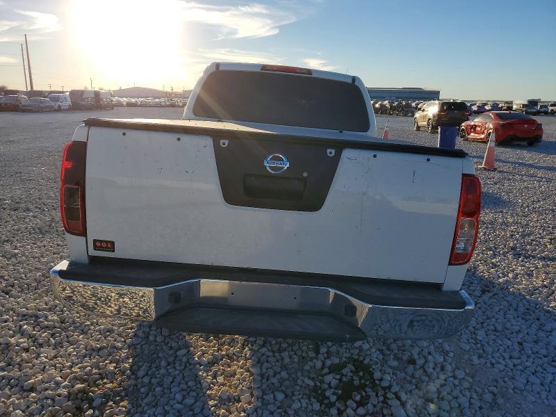 2016 Nissan Frontier s