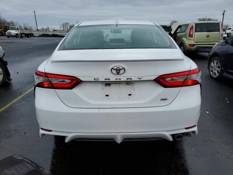 2020 Toyota Camry se