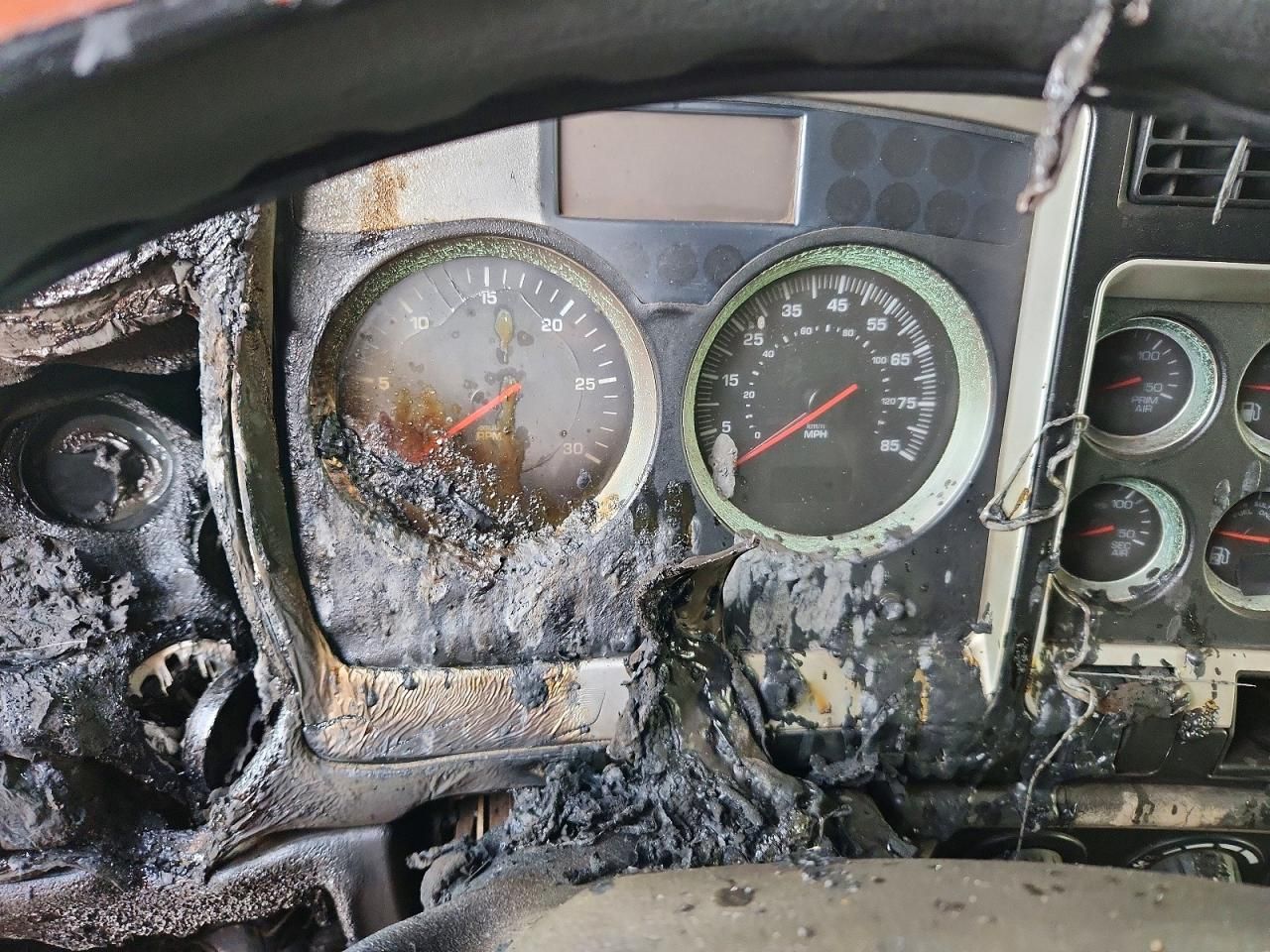 2011 Kenworth Construction T660