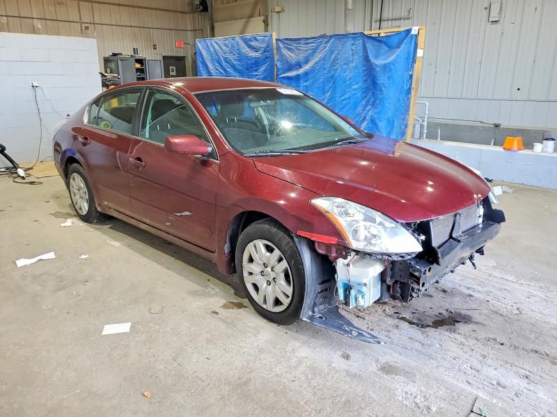 2010 Nissan Altima Base