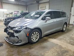 Salvage cars for sale from Copart Elgin, IL: 2019 Chrysler Pacifica Touring l
