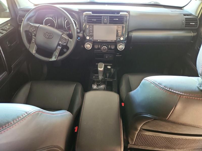 2023 Toyota 4runner se