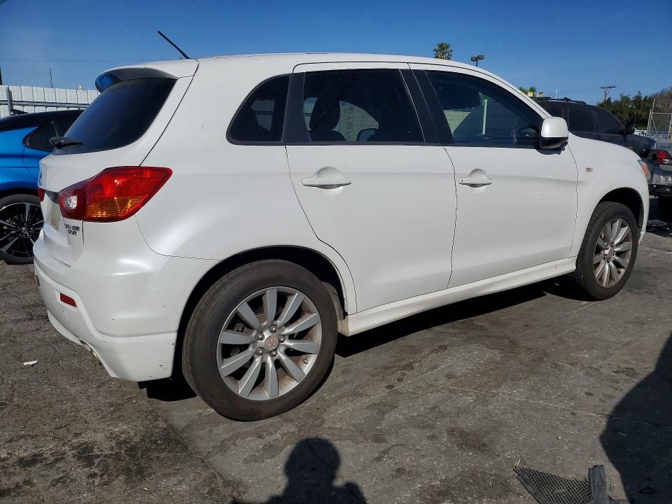 2011 Mitsubishi Outlander Sport se