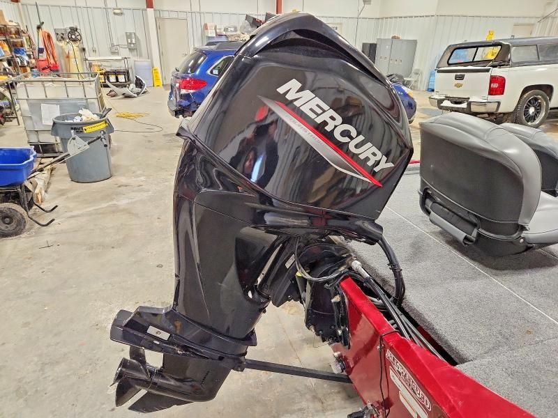 2021 Tracker Classic XL-Personal Watercraft