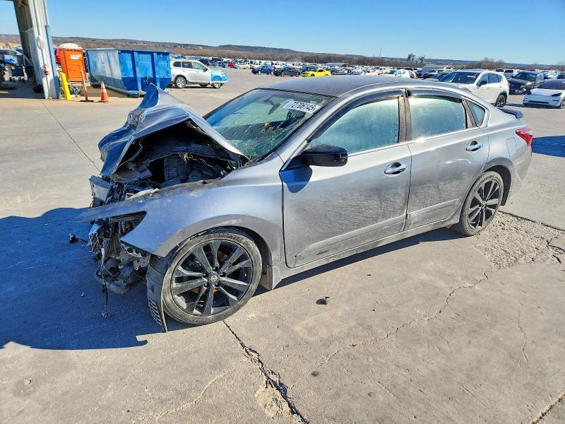 2018 Niss Altima