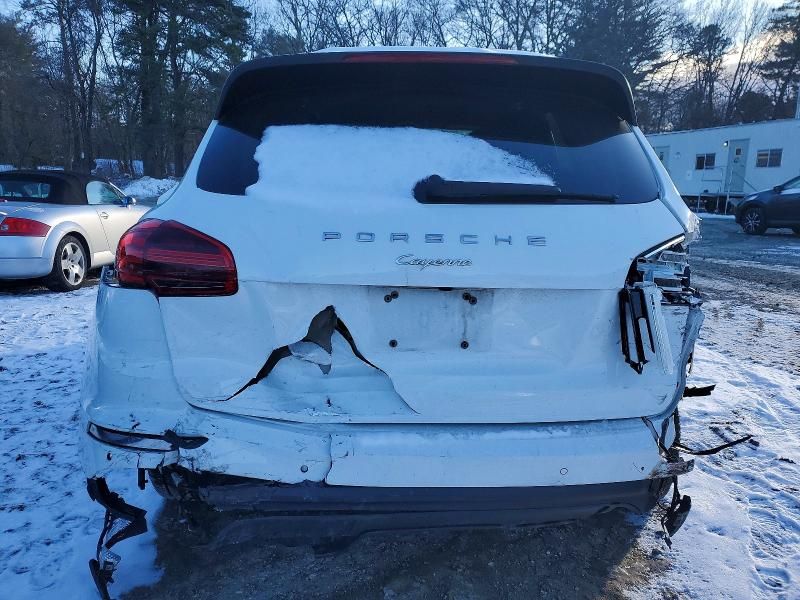 2016 Porsche Cayenne